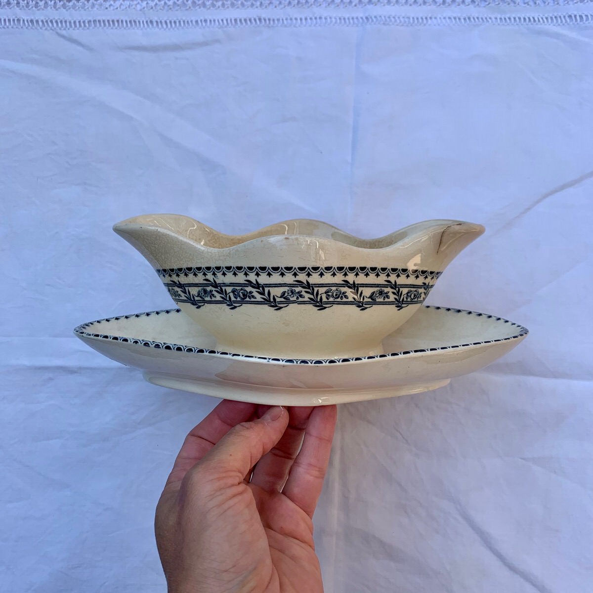 Salsera Primerose - Terre de Fer - Basset Antiques-1 Salsera Primerose - Terre de Fer - Basset Antiques