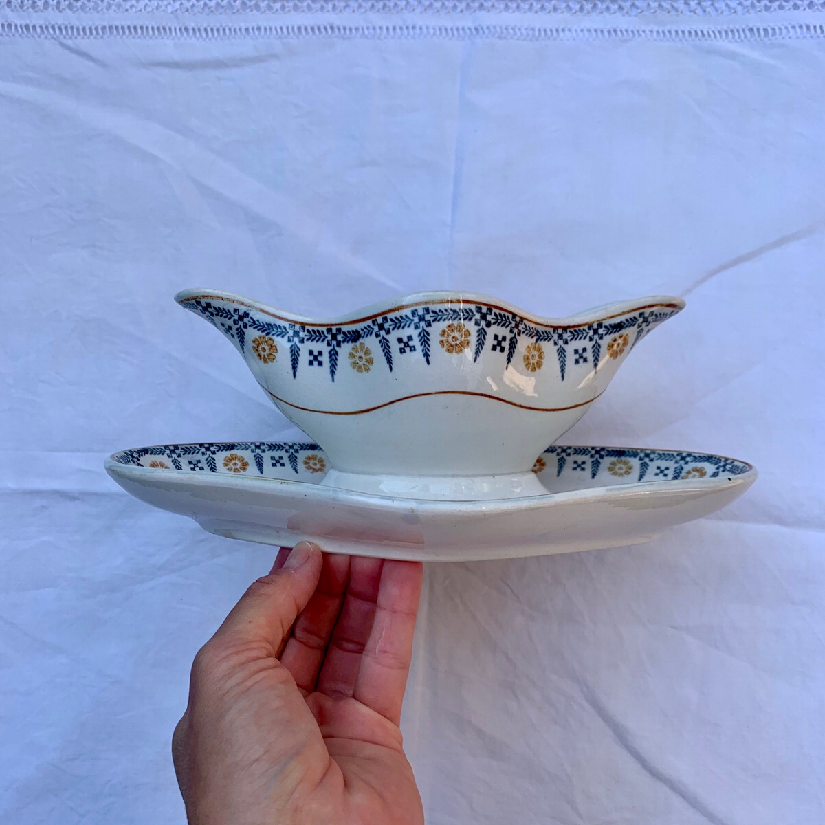 Salsera Saint-Amand - Terre de Fer - Basset Antiques-1 Salsera Saint-Amand - Terre de Fer - Basset Antiques