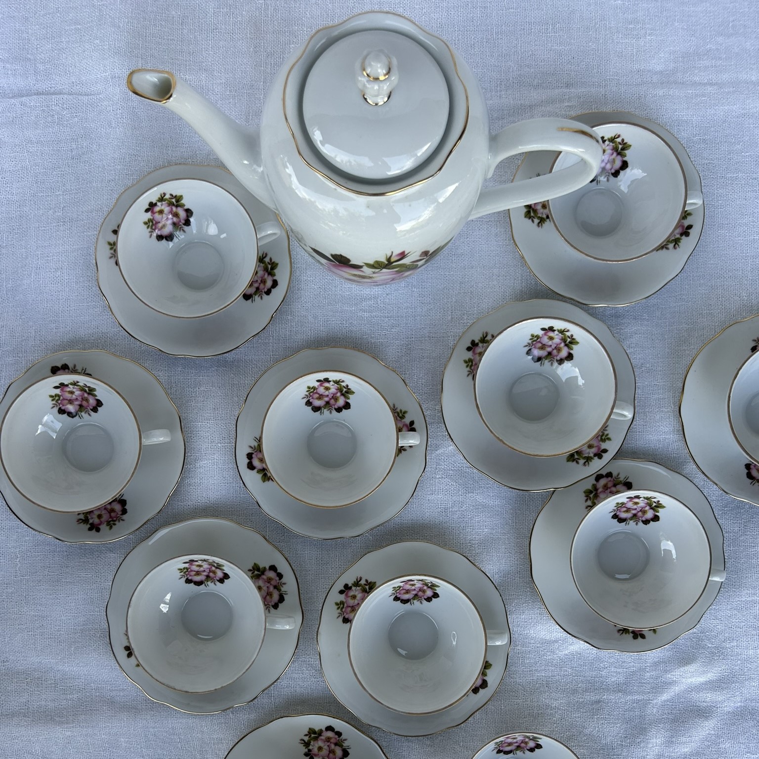 R333 Juego de café Champagne (4)